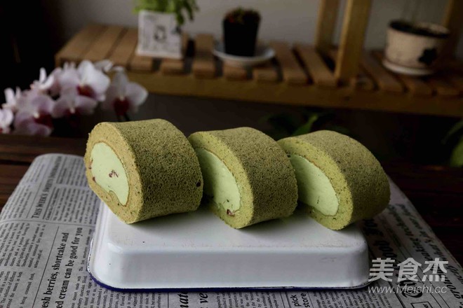 Matcha Cake Roll recipe