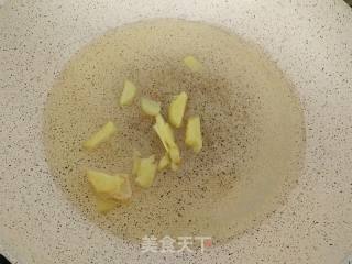 Minimalist Life: Photos ~ Stir-fried Lettuce with Fish Gum recipe