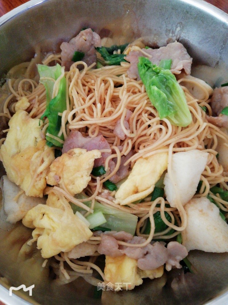 Fried Noodles with Beef and Egg in Oyster Sauce recipe