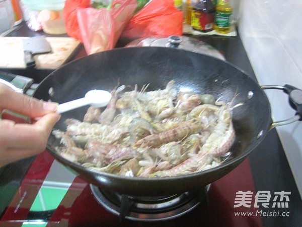 Cantonese Braised Fried Shrimp recipe