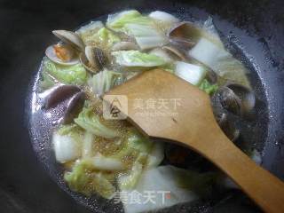 Cabbage and Clam Soup with Vermicelli recipe