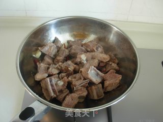 Pressure Cooker Potato Stewed Pork Ribs recipe