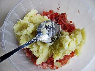 Gluttonous Snack---onion Ham Potato Pie (two Ways to Eat) recipe