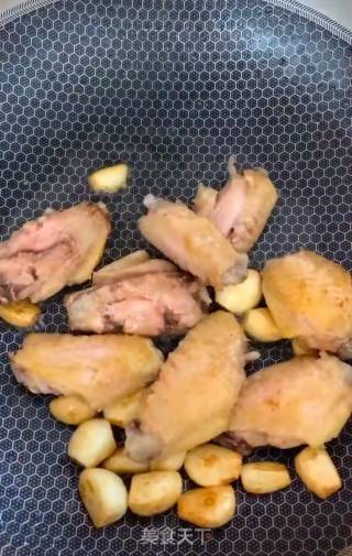 Garlic Beer Chicken Wings recipe