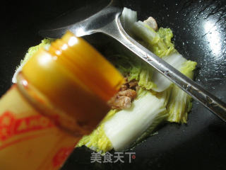 Stir-fried Baby Cabbage with Lard Residue recipe