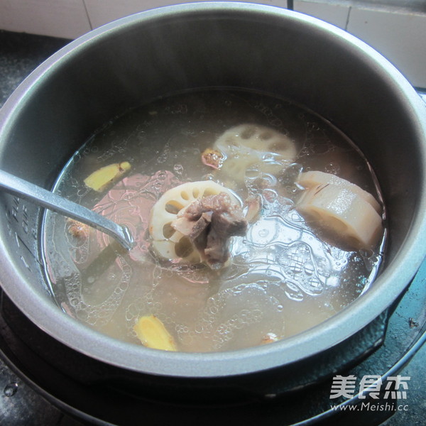 Lao Duck Stewed Lotus Root recipe