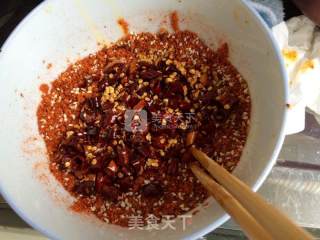 Summer Seasoning-homemade Delicious Red Oil Chili recipe