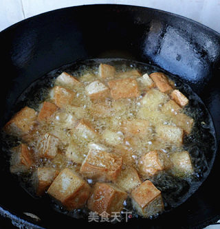 Appetizing Food-quail Egg Tofu Stew recipe