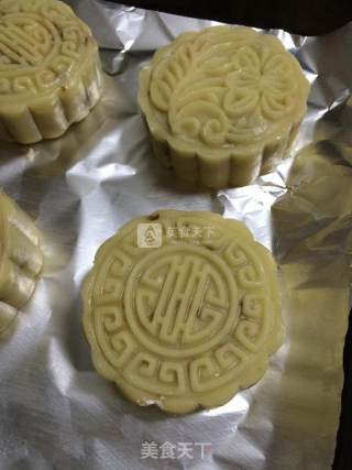 Five Kernel Moon Cakes recipe