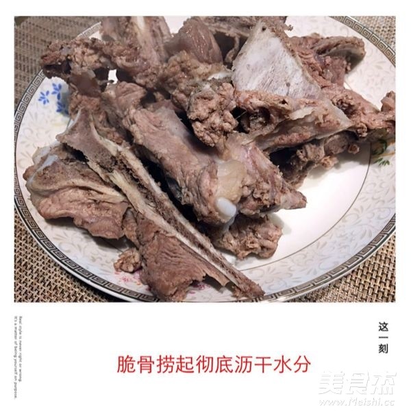 Roasted Bullfrog with Pork Bone Bone recipe