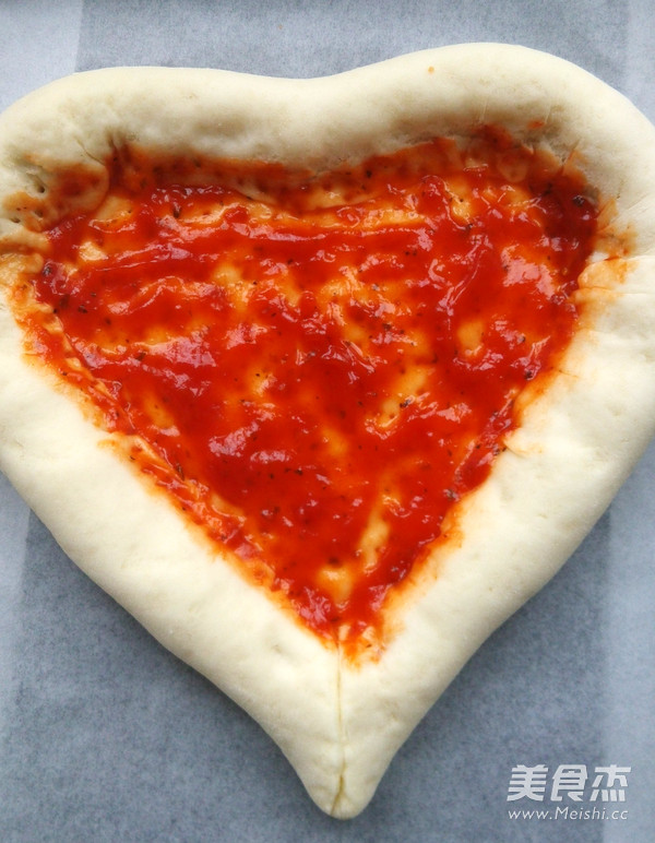 Shrimp Romantic Heart-shaped Pizza recipe