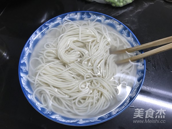 Mixed Noodles with Eggs and Vegetables recipe