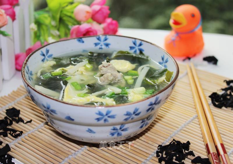 Algae Mushroom Egg Soup recipe