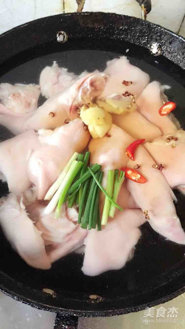 Pork Knuckle Soup recipe