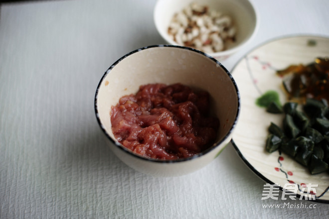 Congee with Preserved Egg and Lean Meat recipe