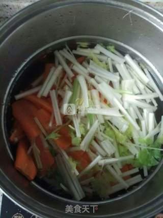 Hot and Sour Chicken Feet recipe