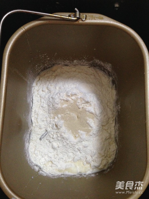 Shredded Melaleuca Flower Bread recipe