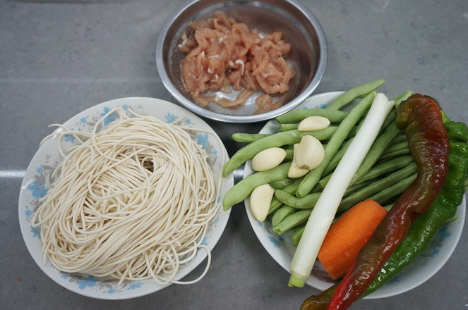 Braised Noodles with Beans and Chili recipe