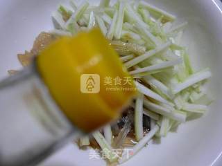 Cabbage Stem with Jellyfish recipe