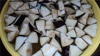 Eggplant Braised in Perilla Bean Sauce recipe