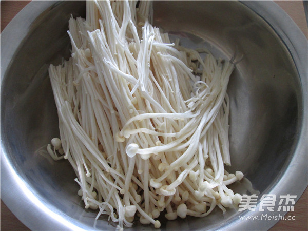 Stir-fried Enoki Mushrooms recipe