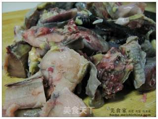 Large Plate of Delicious Local Black-bone Chicken recipe