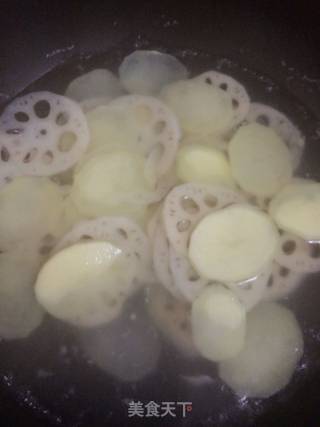 Potato and Lotus Root Slices with Cold Dressing recipe