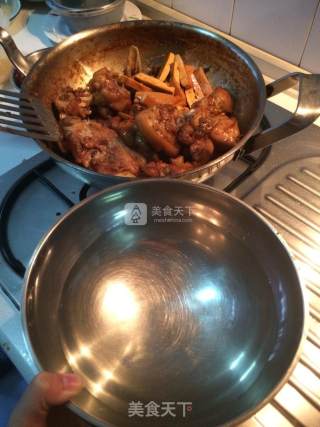 Unsalted Dried Bean Curd Stewed Pork Feet recipe