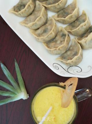 Pineapple Juice Meets Steamed Dumplings recipe