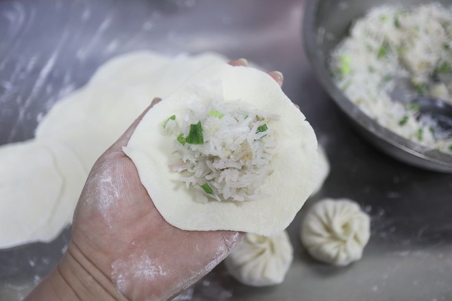 Lard Dregs and Shredded Carrot Buns recipe