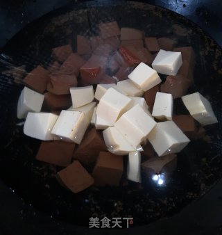 Duck Blood Roasted Tofu recipe
