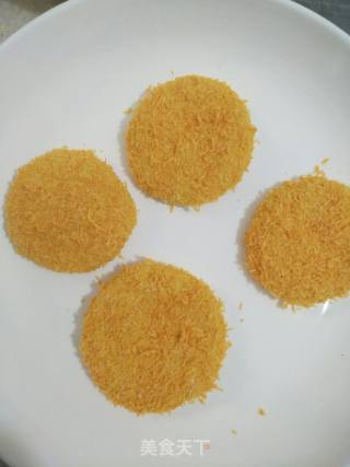 Simple and Delicious Golden Pumpkin Pie recipe