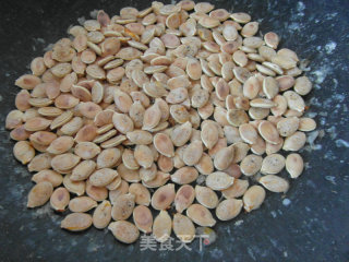 Stir-fried Pumpkin Seeds recipe