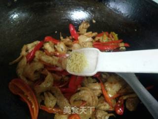 Fried Gluten with Red Pepper recipe