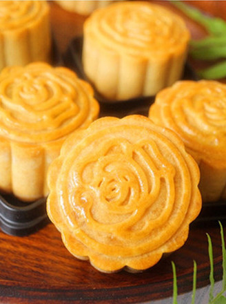 Cantonese Bean Paste and Meat Floss Mooncake recipe