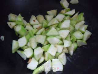 Summer Vegetables are The Most Detoxifying ---fried Sea Rainbow Loofah recipe