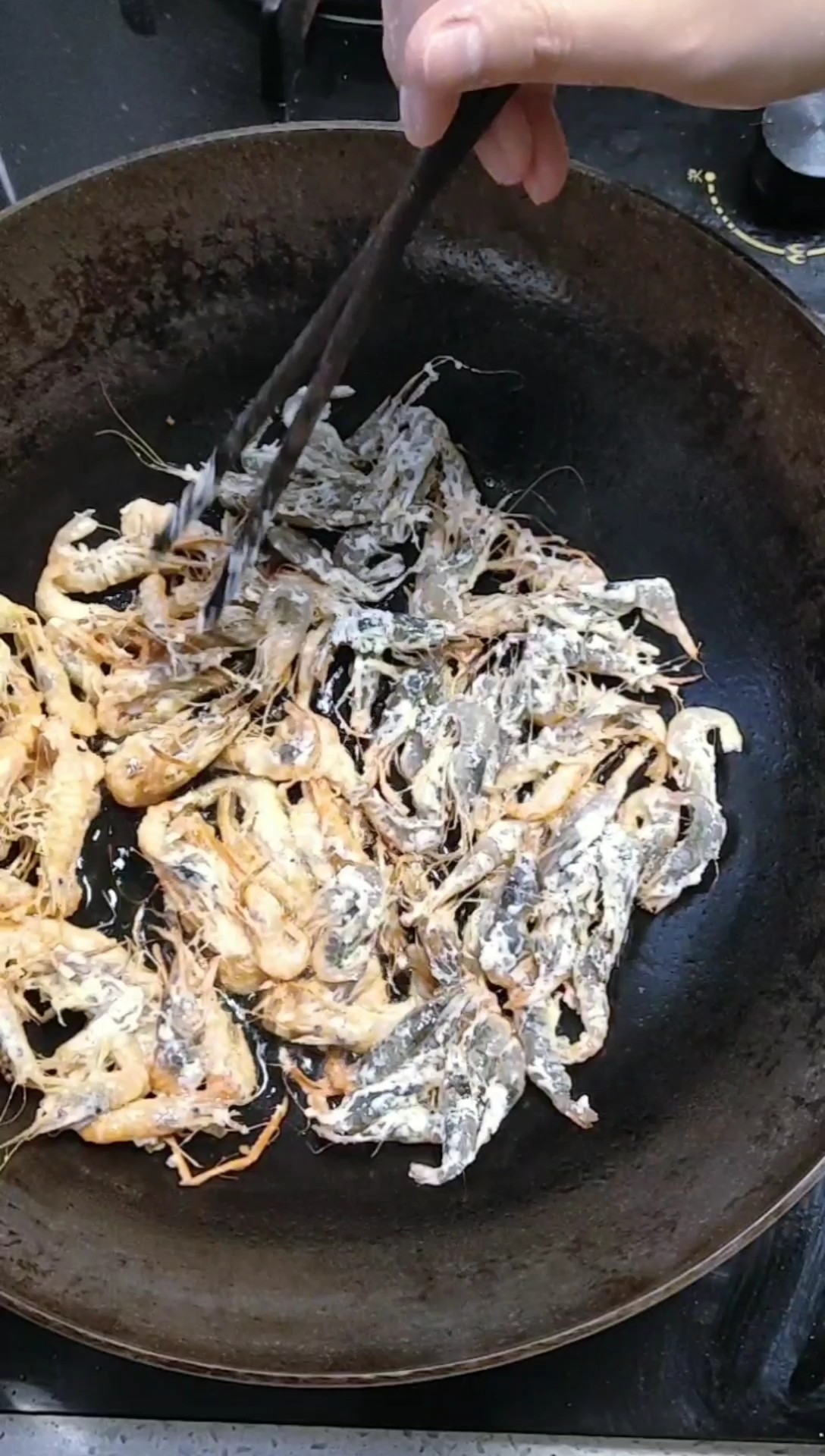 Pan-fried Small River Prawns recipe