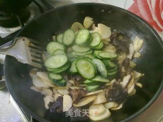 Fried Winter Bamboo Shoots recipe