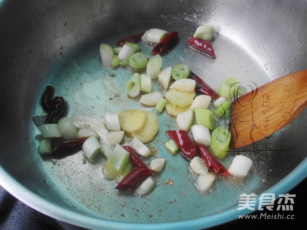 Braised Duck with Taro recipe