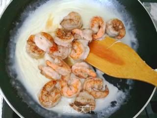 Shrimp Balls with Milk Cheese recipe