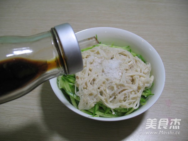 Cucumber with Golden Needle Mushroom recipe