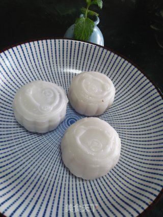 Natural Snowy Mooncakes recipe