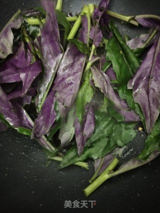 Stir-fried Pork Liver with Blood Skin Vegetables recipe