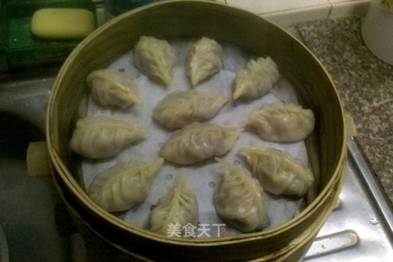 Steamed Dumplings with Mushroom and Pork recipe