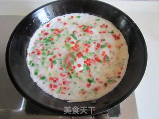 Green and Red Pepper Salted Egg White Cake recipe