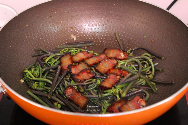 Fried Bacon with Bracken recipe