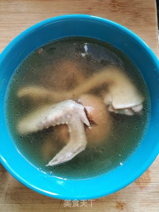 Suckling Pigeon Mung Bean Soup recipe