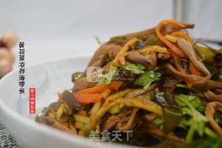 Daylily Salad with Kelp Shreds recipe