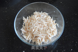 Shredded Chicken with Perilla recipe