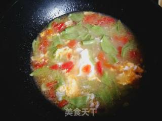 Tomato, Egg, Spinach Noodles recipe